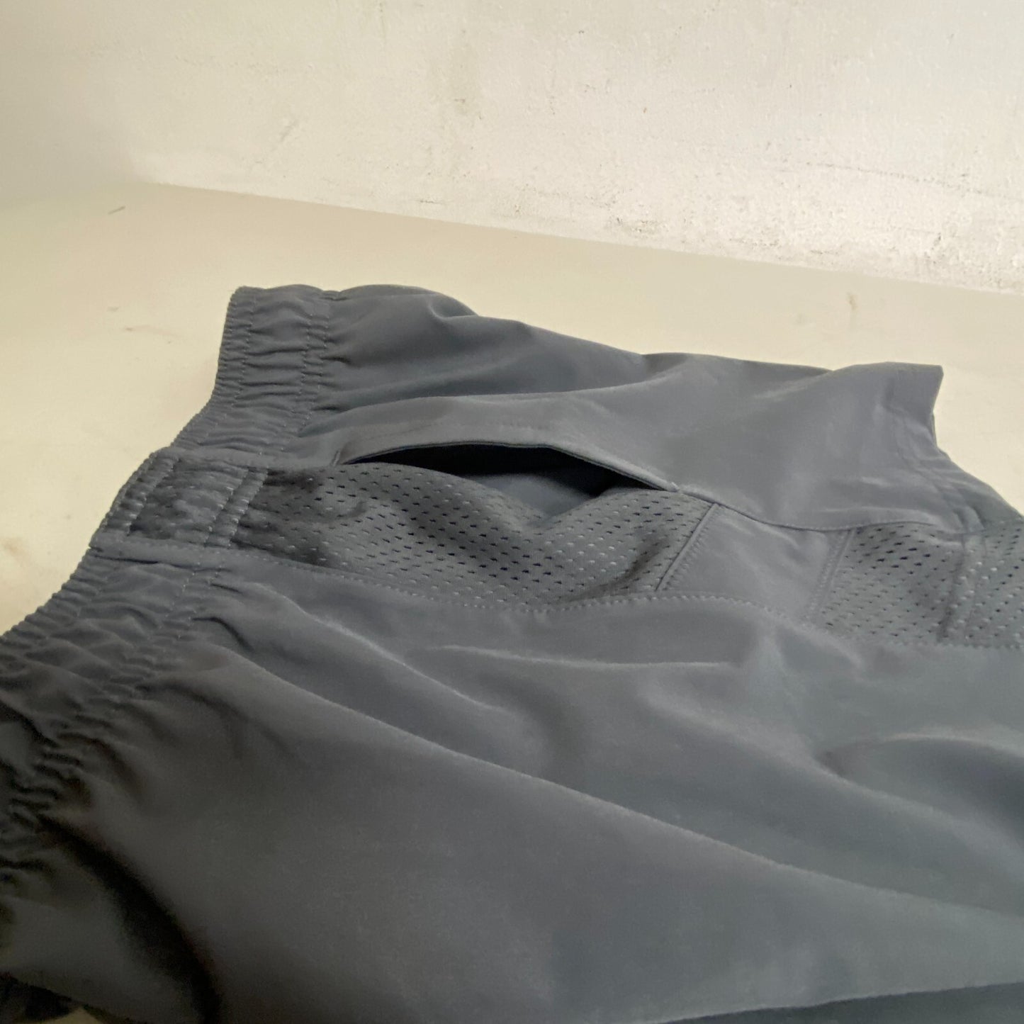 DSG Boys' Training  Woven Shorts Athletic Fit Elastic Waist Asphalt DAB12104 New