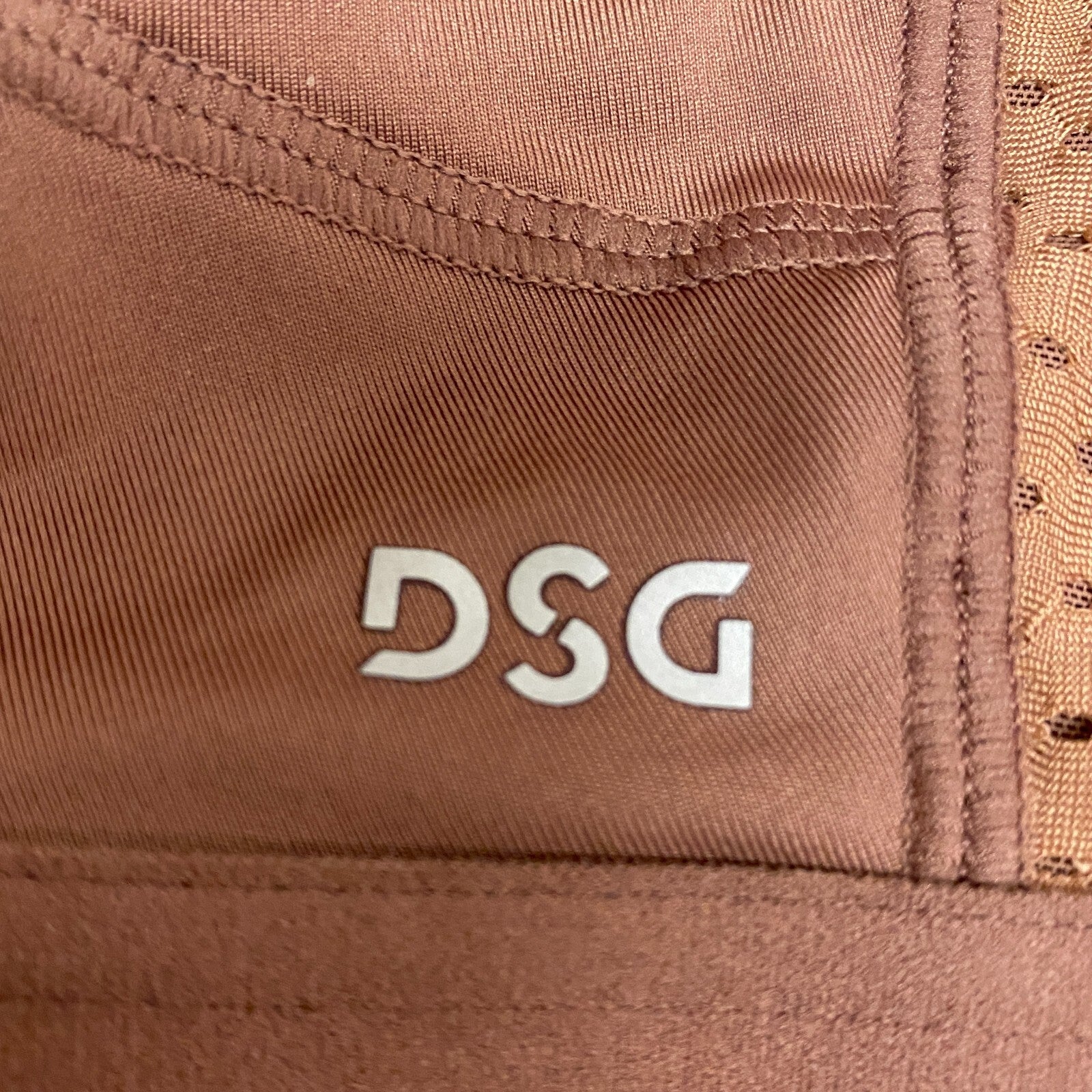 DSG Women's High Support Racerback Bra Mink Shadow DAW30745 New