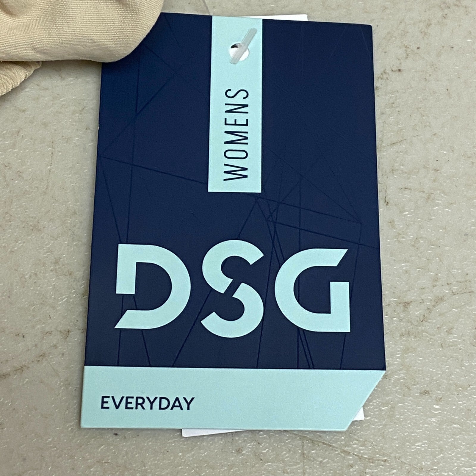 DSG Women's 3" Everyday Cargo High Rise Woven Nylon Short Sandy Slate DAW13109