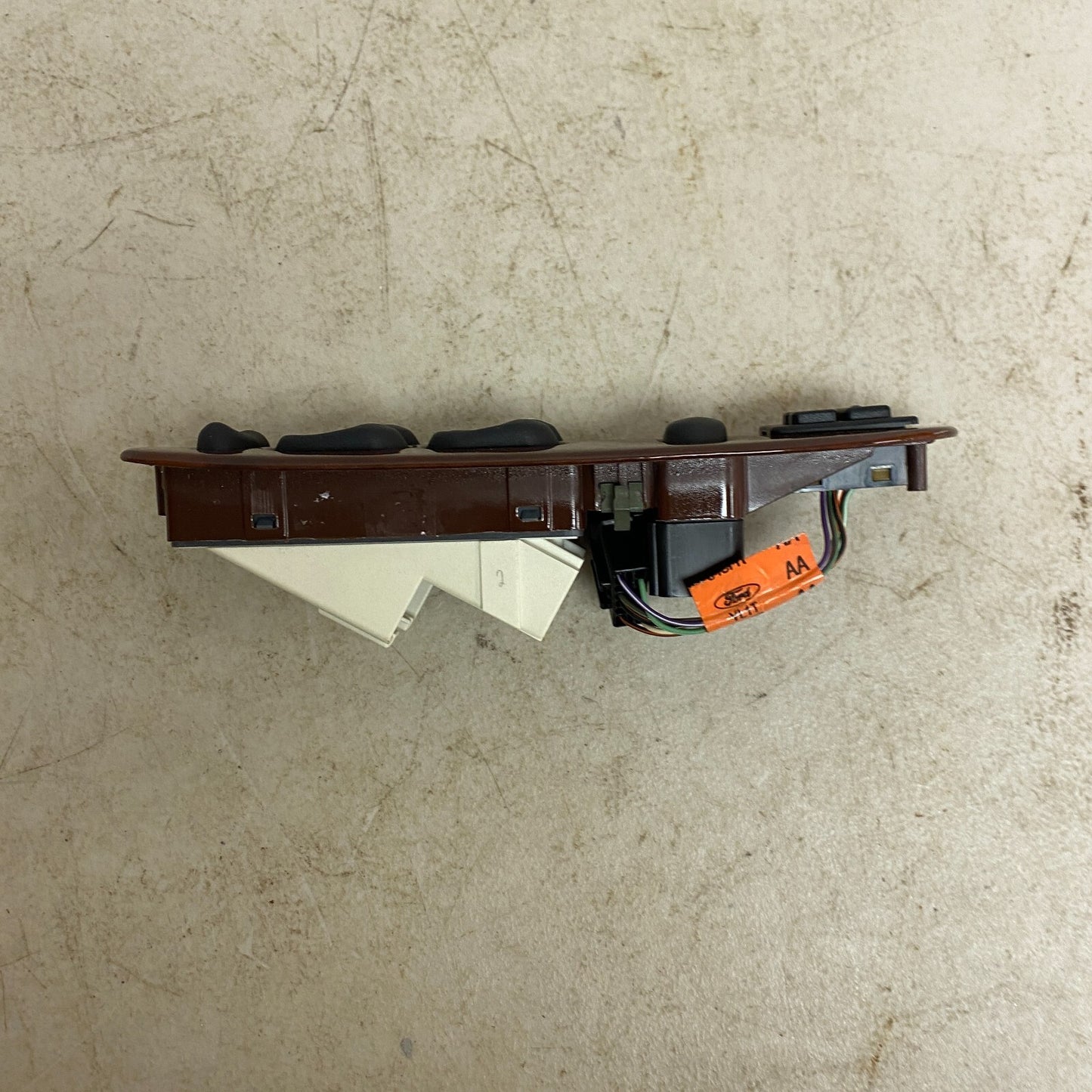 Ford Bezel Door Trim 1L7Z-14525-AAA