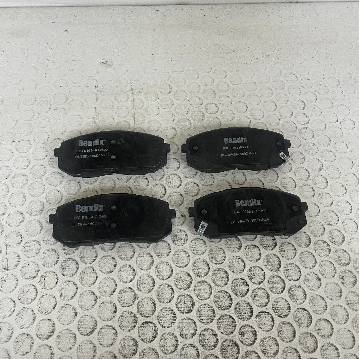 Bendix Priority 1 CFC2400 Ceramic Front Brake Pads 2021-2024 Hyundai Elantra