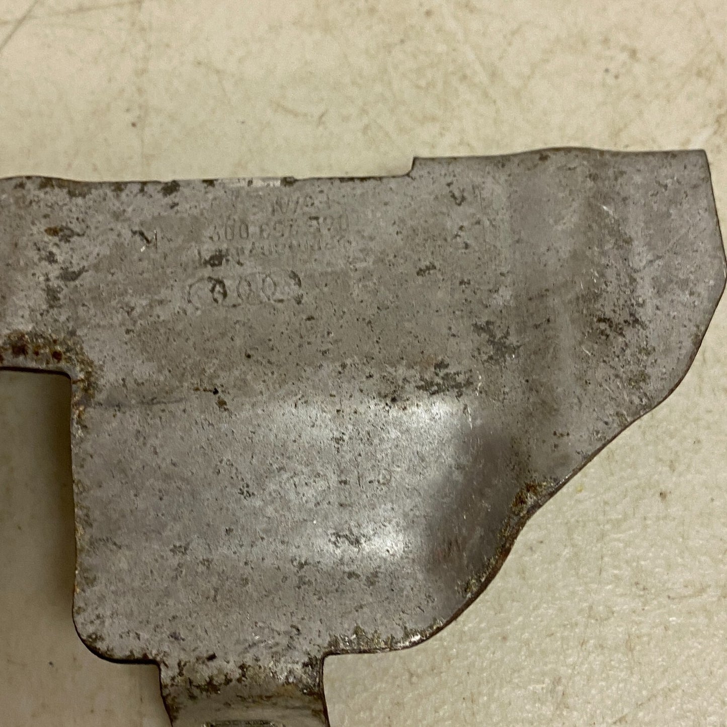 Audi Lower Shield for 2005-2011 Audi 06E 253 009 ,Used-Good