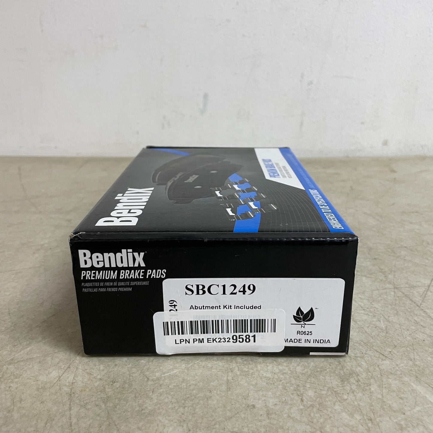Bendix SBC1249 Premium Ceramic Front Brake Pads for Scion xA xB 2005–2006