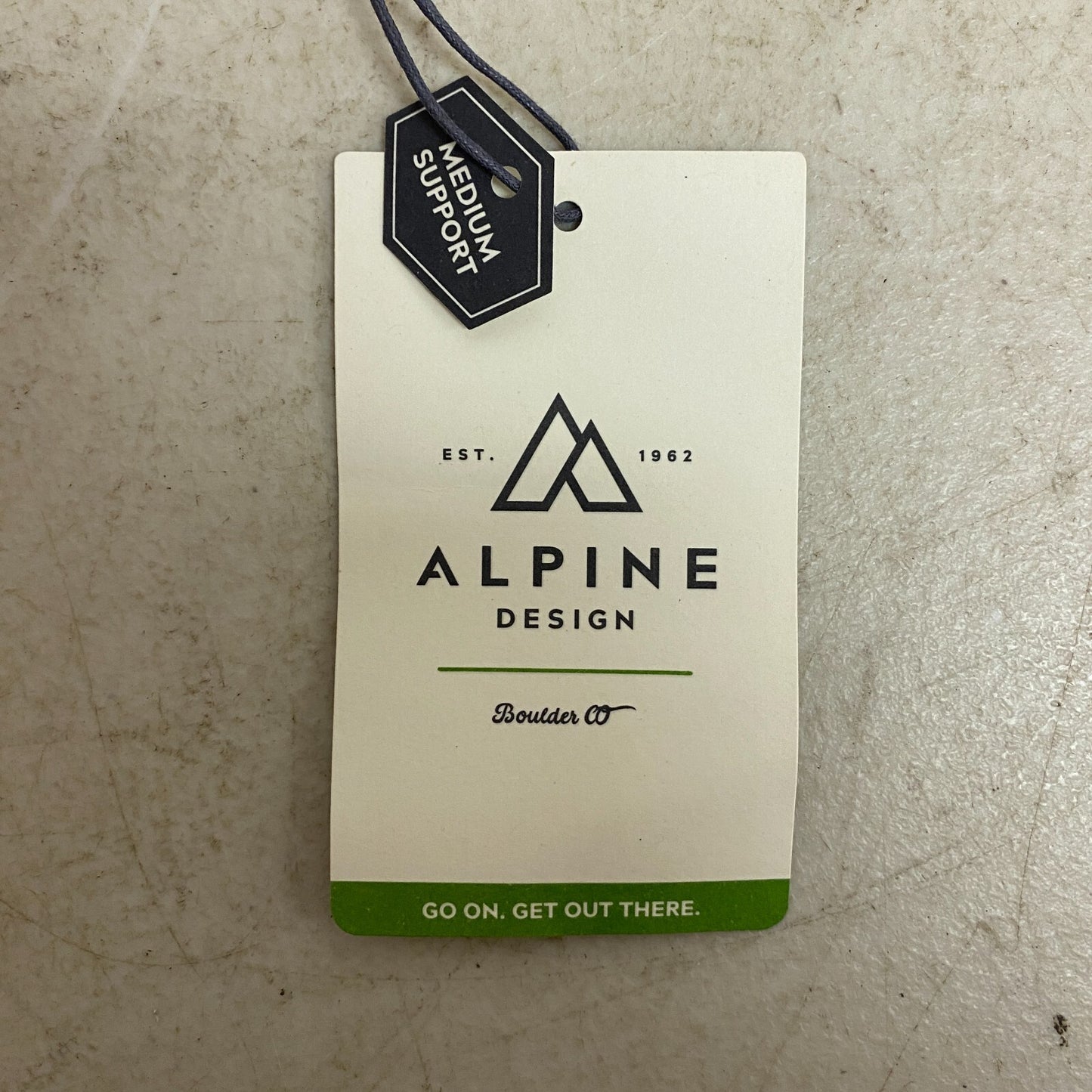 Apline Design Women's W AD Rib Medium Support Crop Tank Dragonfruit ADW12103A