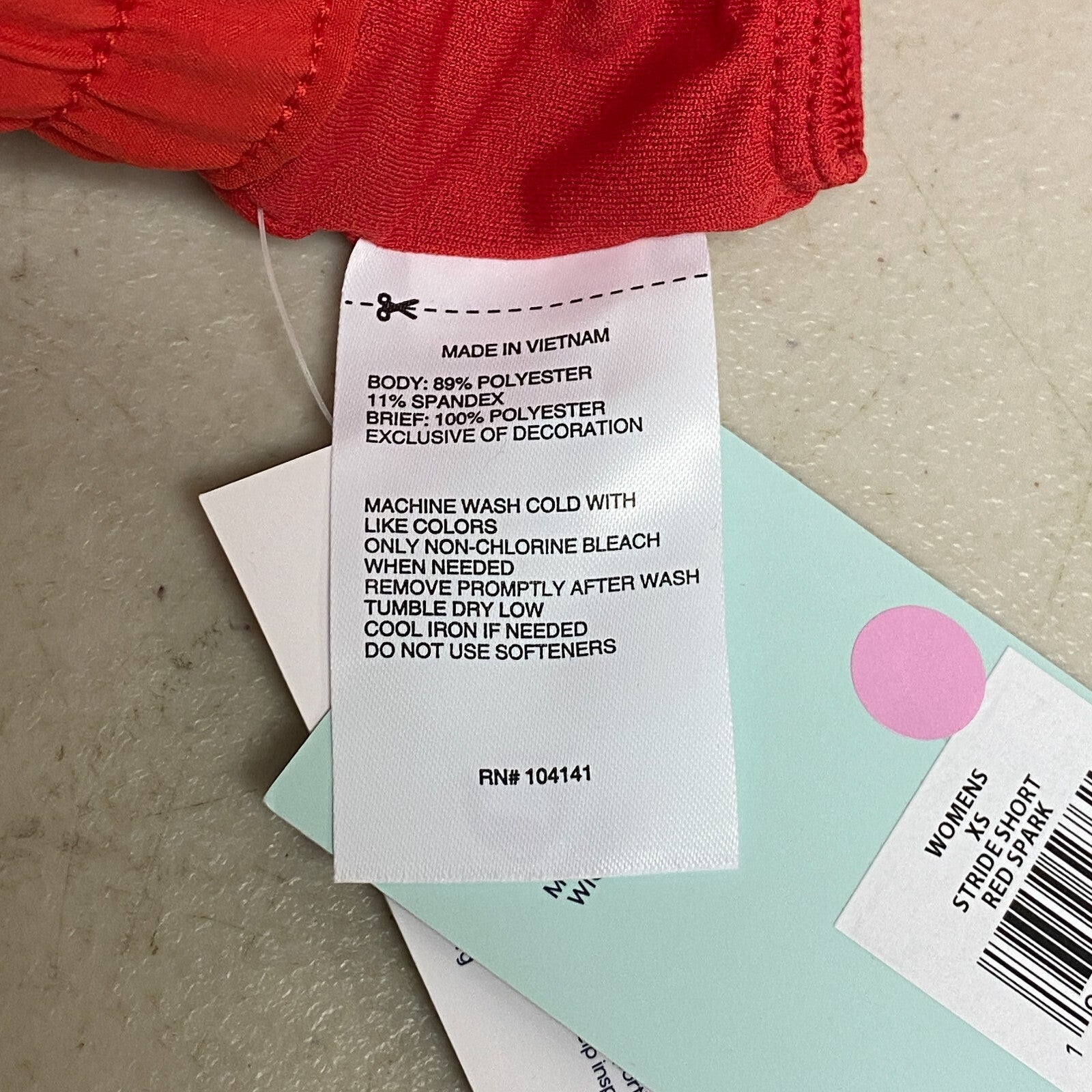 DSG Women's Mid Rise Stride Run Short Red Spark Pull On DAW39320AZ BRAND NEW