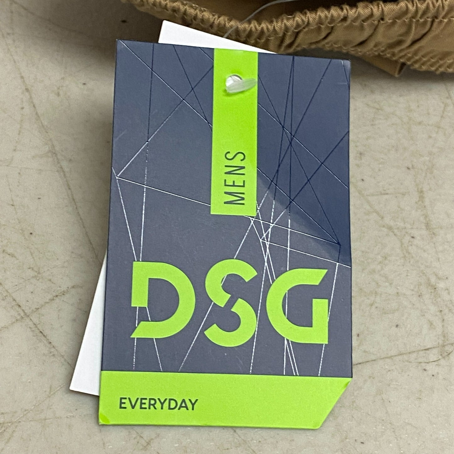 DSG Men's 6.5" Inseam Cotton Woven Shorts Sahara Sand Solid DAM22100 / DAM13135