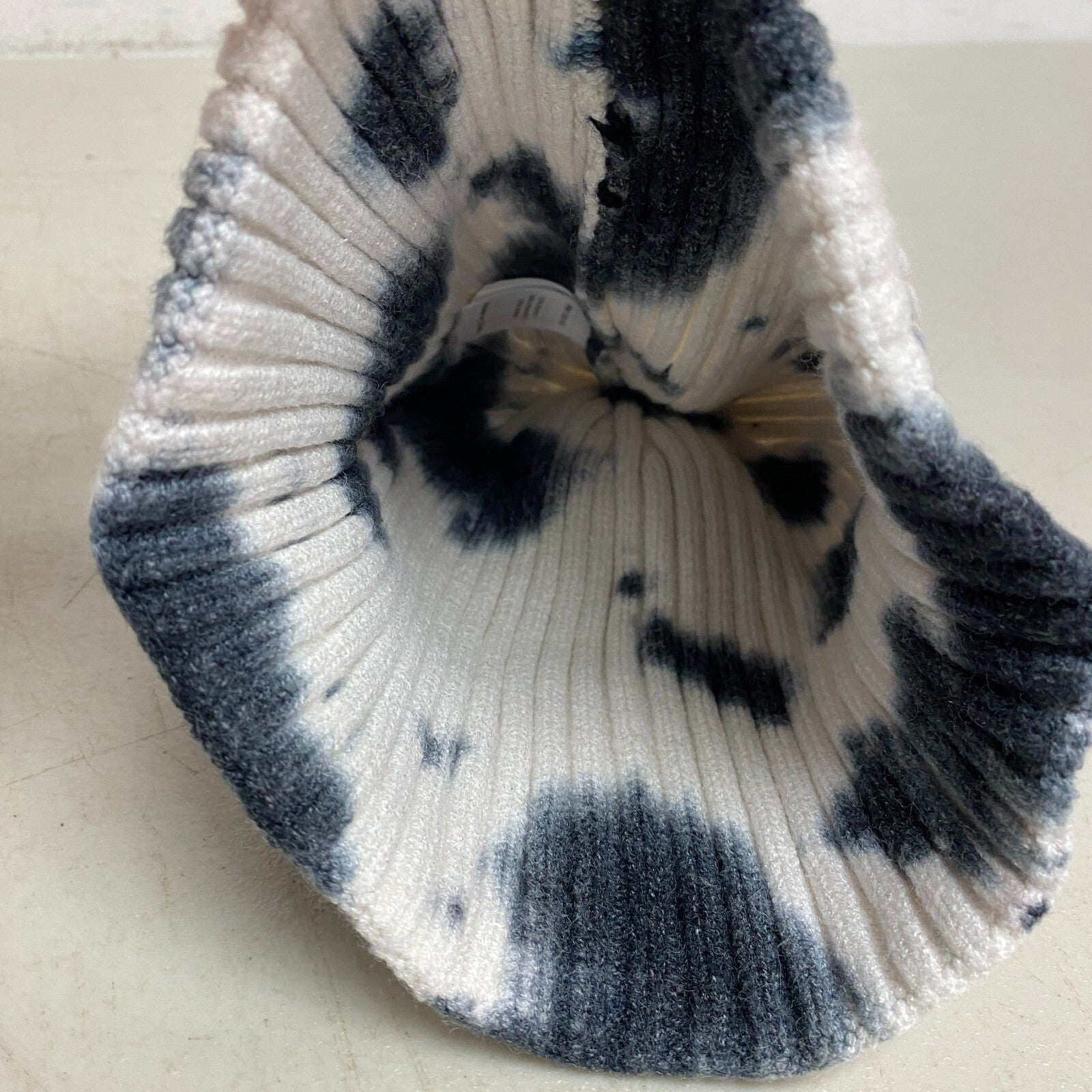 Boys' Tie Dye Beanie Black Stylish Trendy White/Black DSGB2201