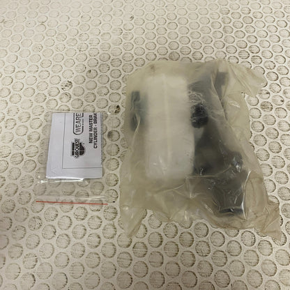 Carquest Wearever Brake Master Cylinder 1.062″ Bore Aluminum Model MCA630257