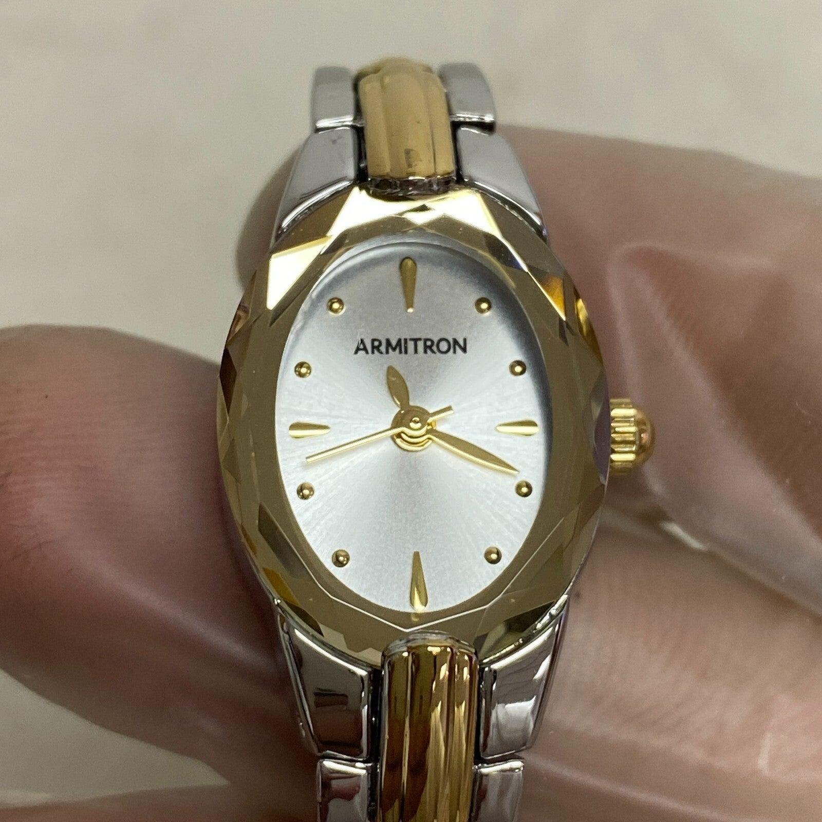 Selected Variant Image