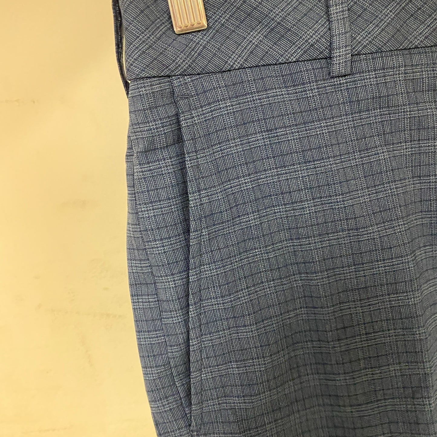 Walter Hagen Mens Perfect 11 Tonal Plaid Short Navy MGA14163