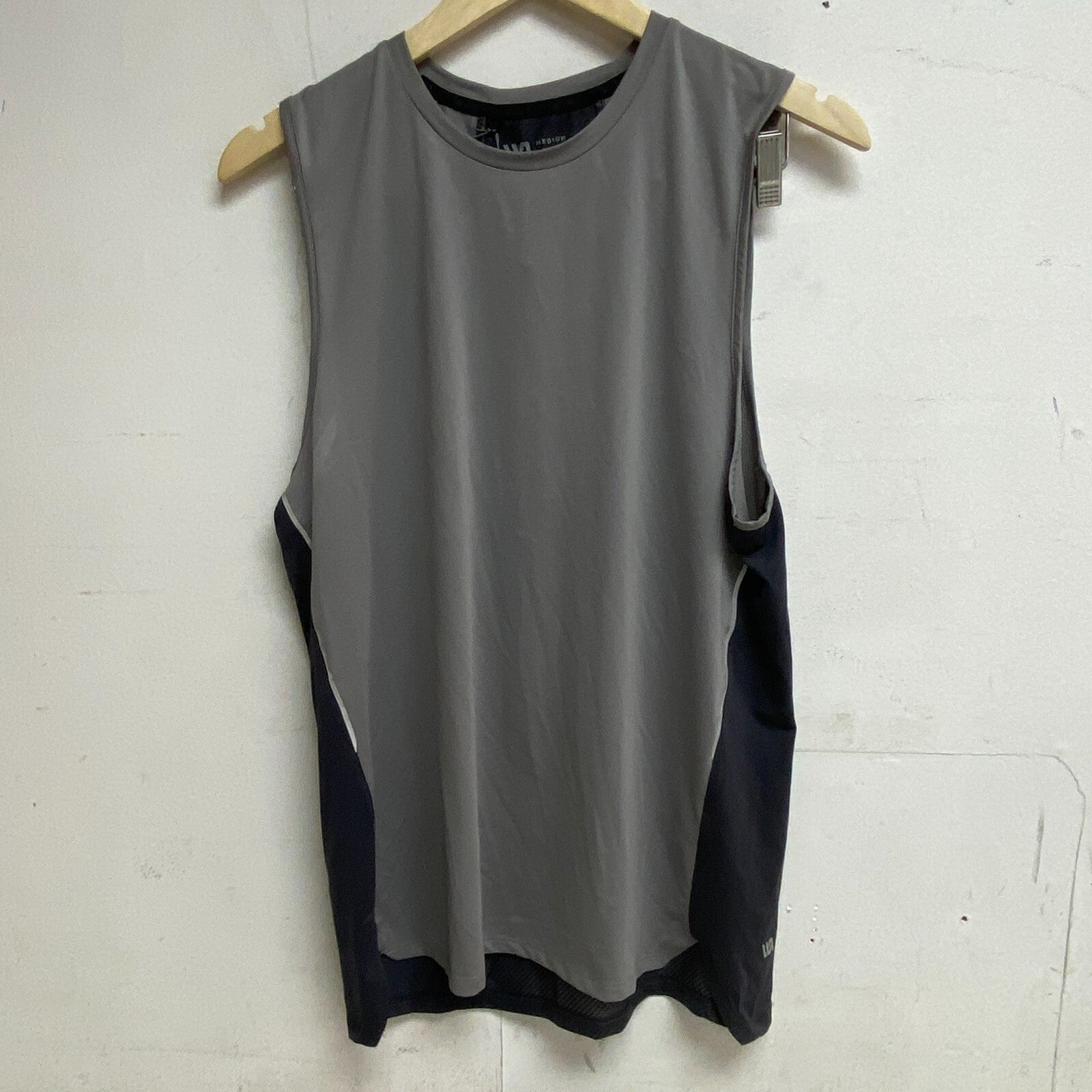 VRST Men's Essential Muscle Tank Silver Shadow MAX231522 BRAND NEW