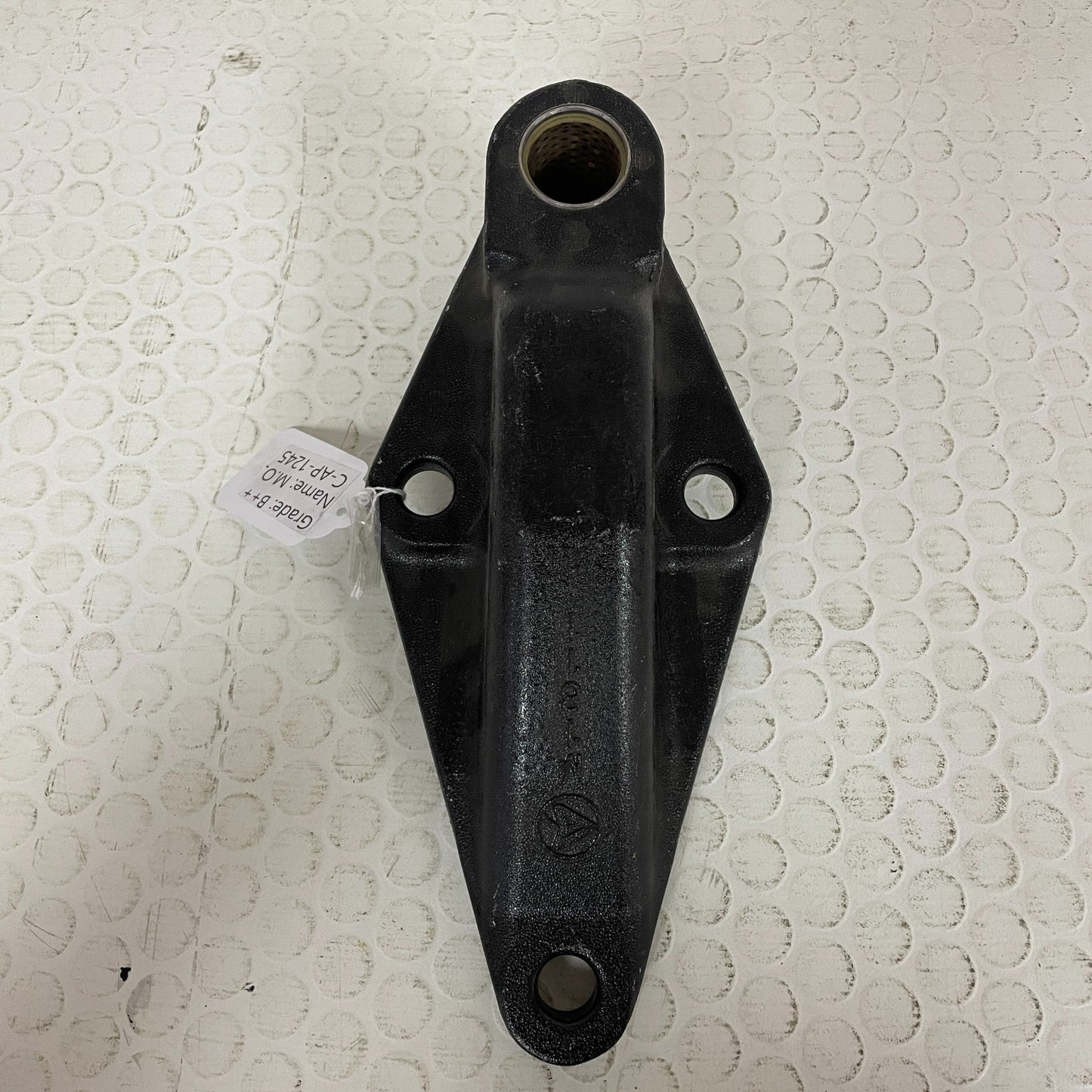 Automann Heavy-Duty Aluminum Leaf Spring Hanger Rear Front Peterbilt  M1811