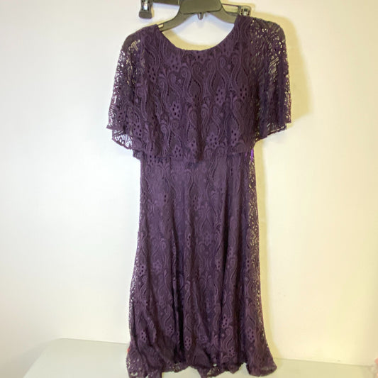 Danny &Nicole Short Sleeve Lay Over See Through Fit Dress Size 6 Women's color