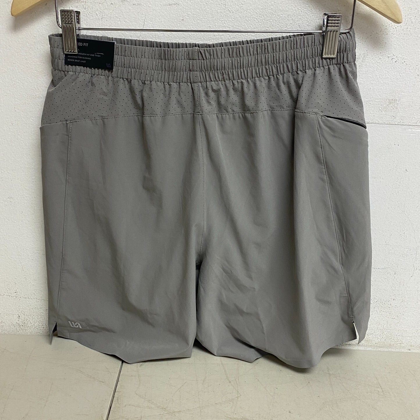 VRST Men's 7â Accelerate Relaxed Running Brief Short Silver Shadow MAX2315057