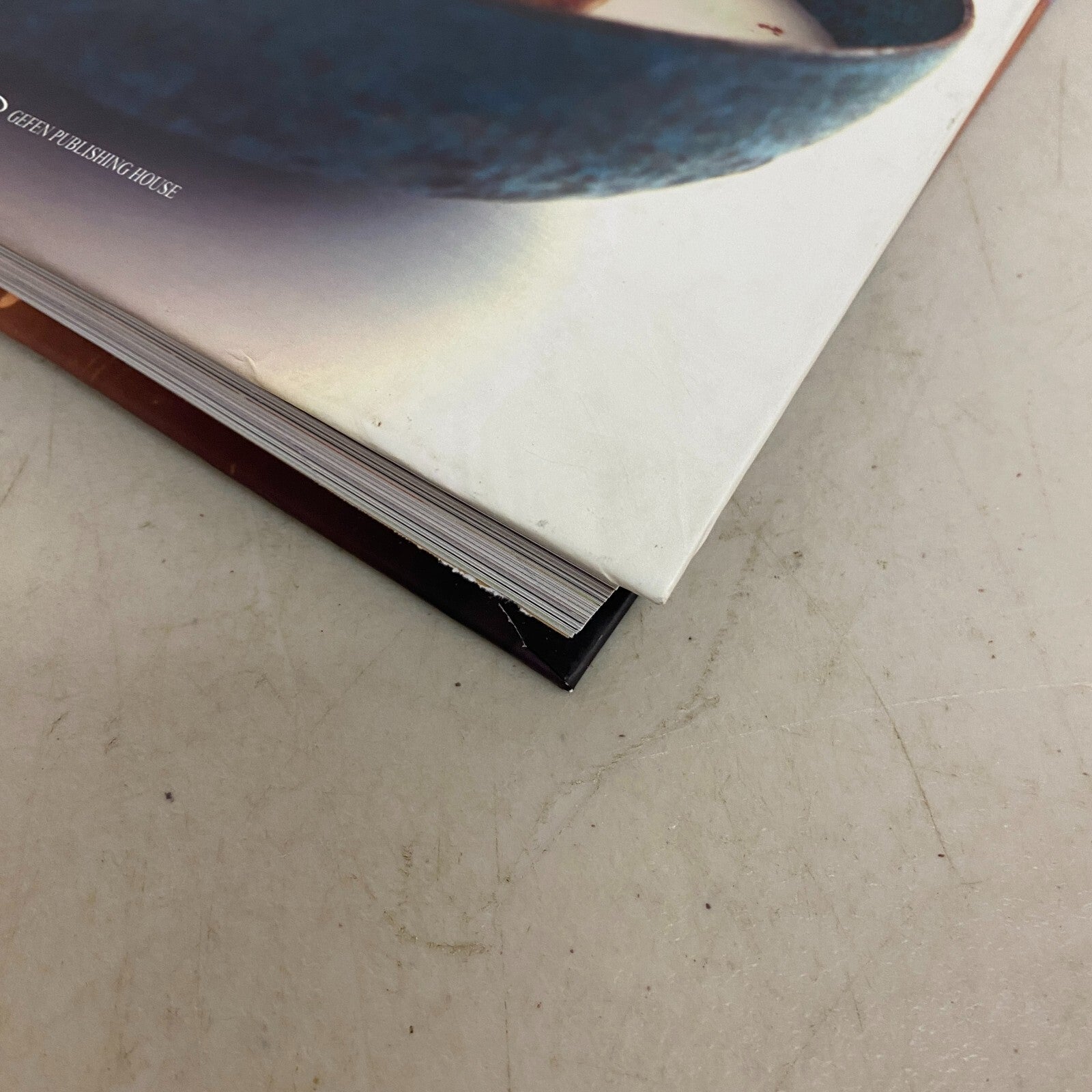 BONE SOUP AND FLIPPED BREAD: THE YEMENITE JEWISH KITCHEN By Sue Spertus Larkey