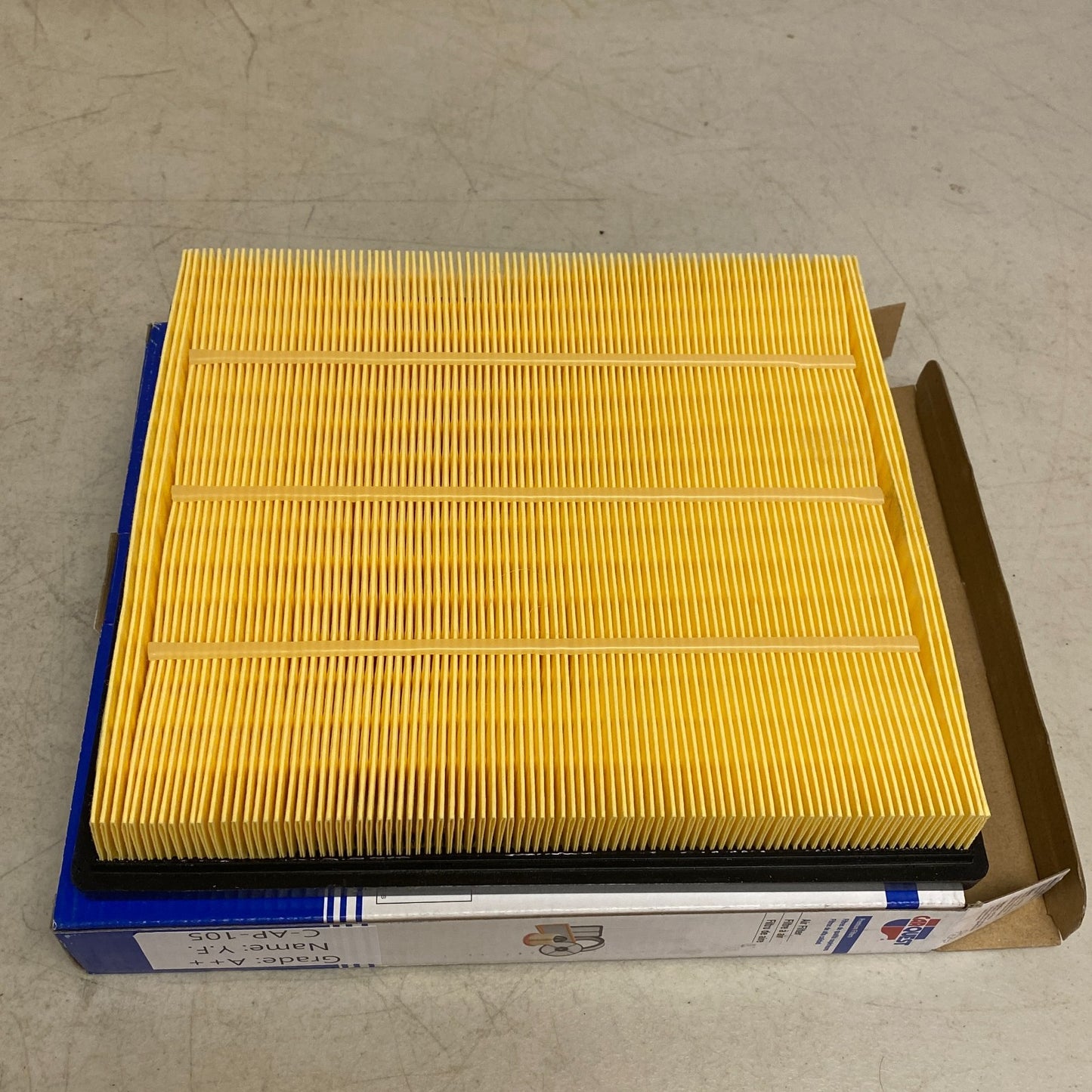 CARQUEST Premium Engine Air Filter 83894 White Pleated