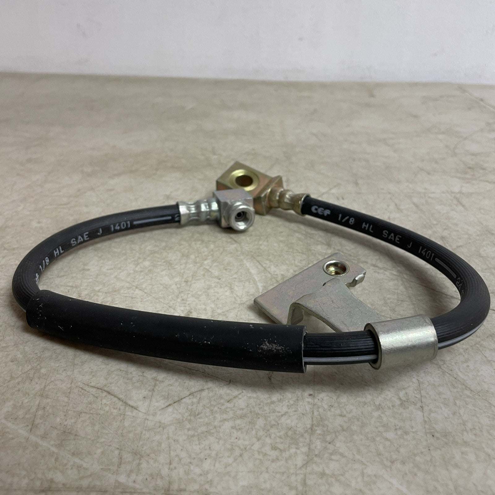 Carquest Premium Brake Hose Assembly Banjo–Female Ends BHA104353