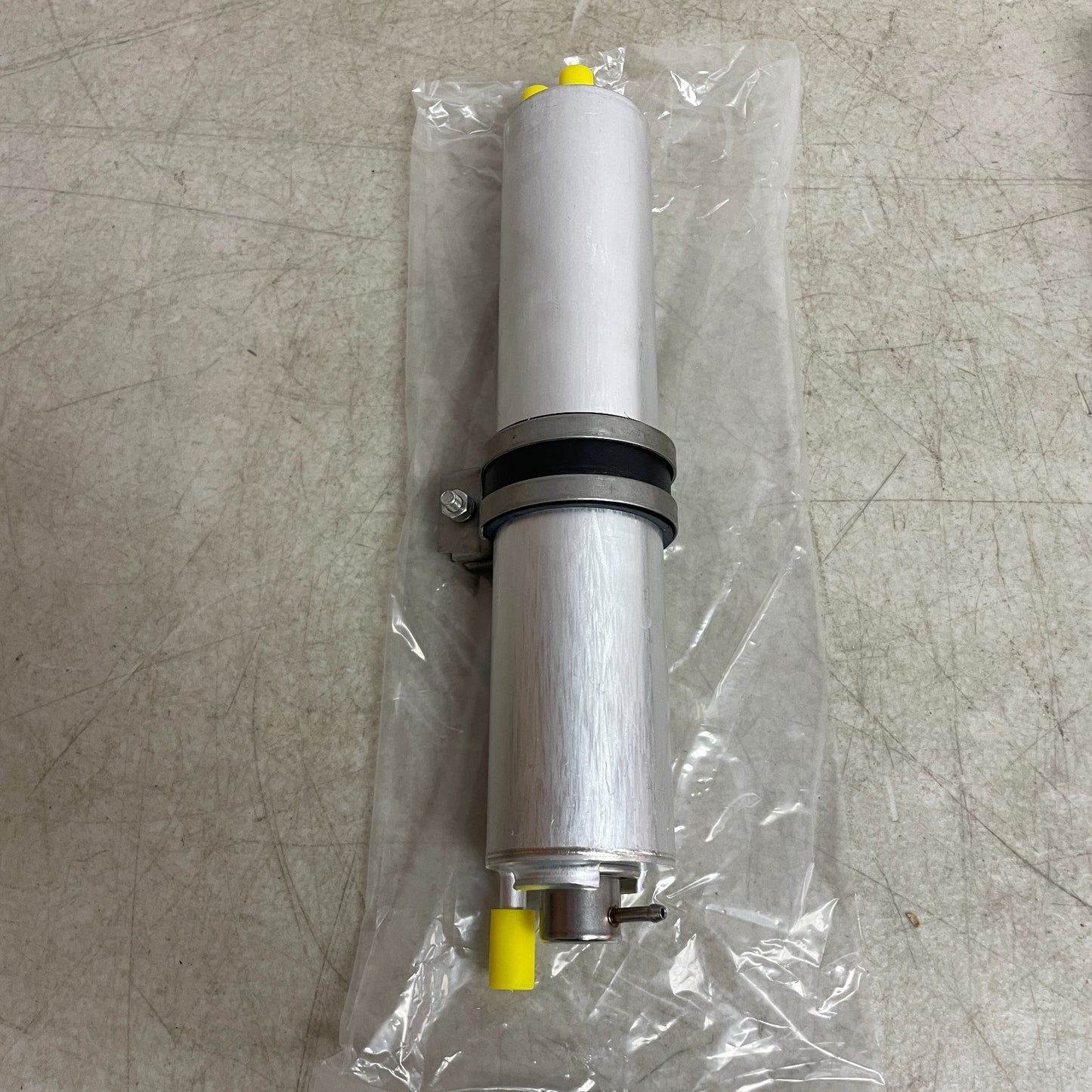 Carquest 96858 Vapor-Metal Fuel Filter 5/16″ In/Out 98% @10μ