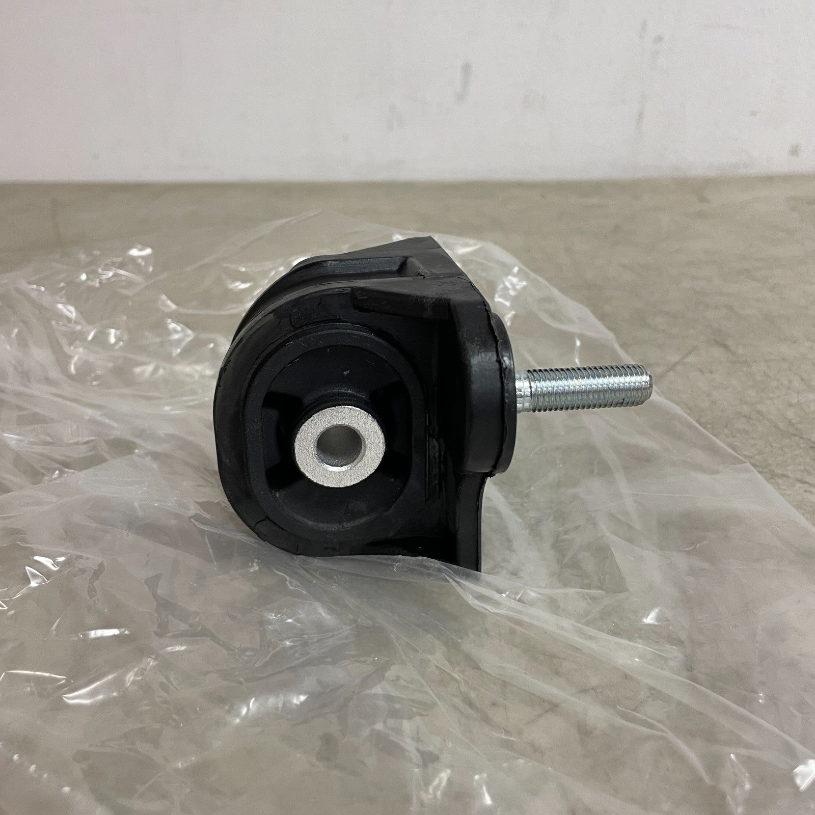 Anchor 9463 Transmission Mount Lower Left Driver Side for Acura TL 2009–2014