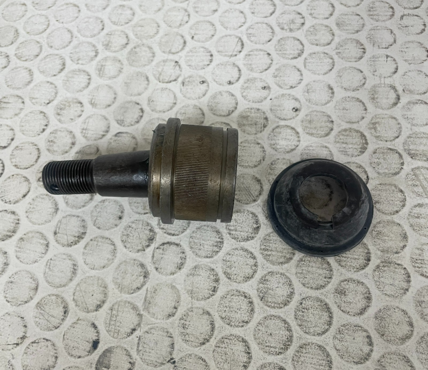 Moog K80027 Front Upper Suspension Ball Joint Toyota Tundra 2007-2021 4WD 2WDXL