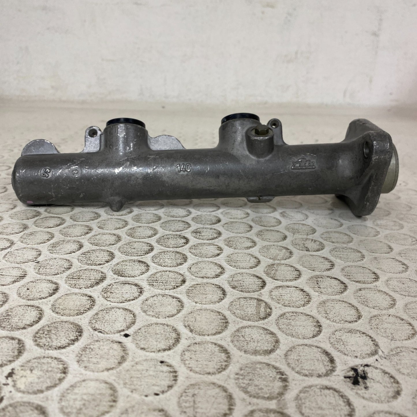 Wagner R131965 Brake Master Cylinder 1988-1991 Chevrolet C1500