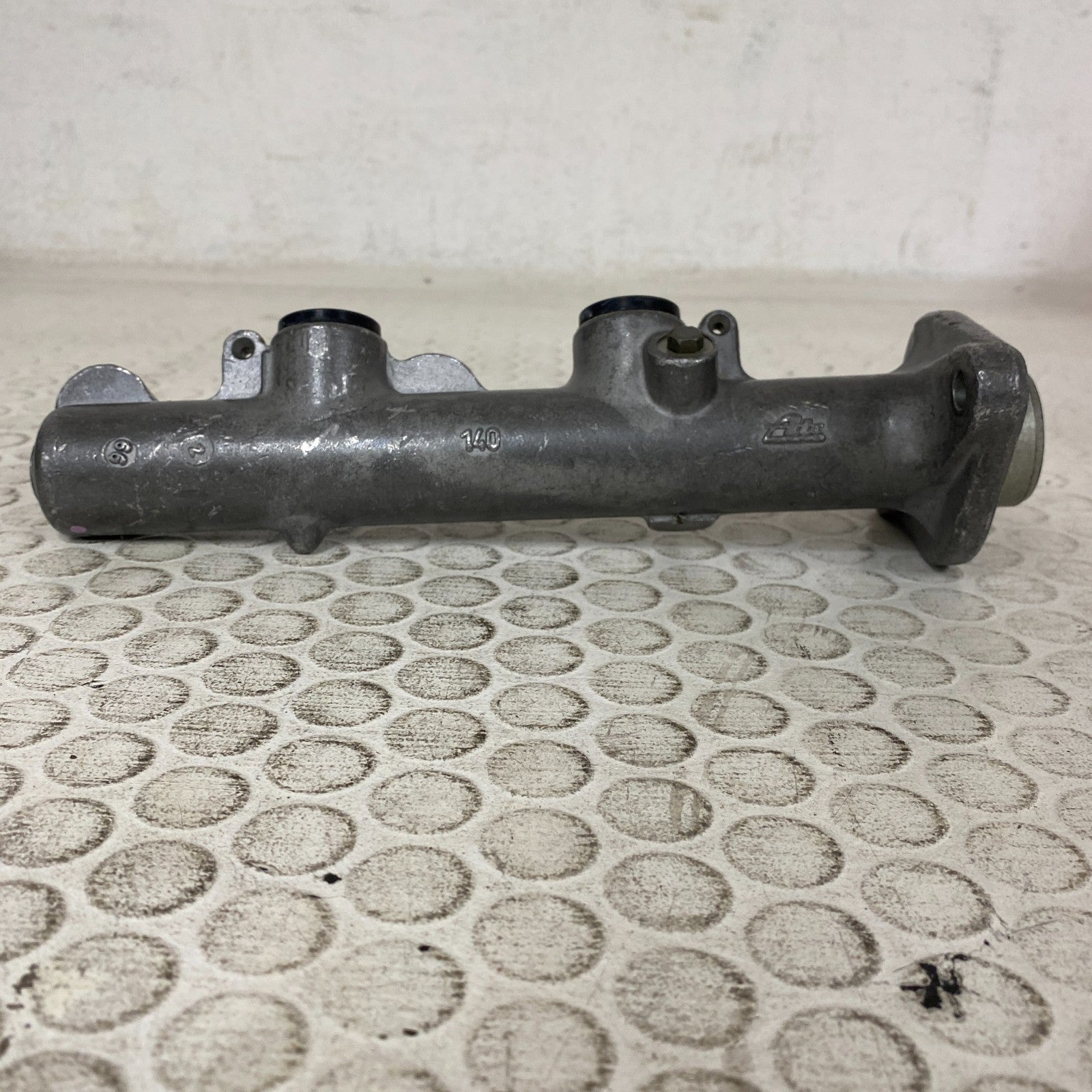 Wagner R131965 Brake Master Cylinder 1988-1991 Chevrolet C1500
