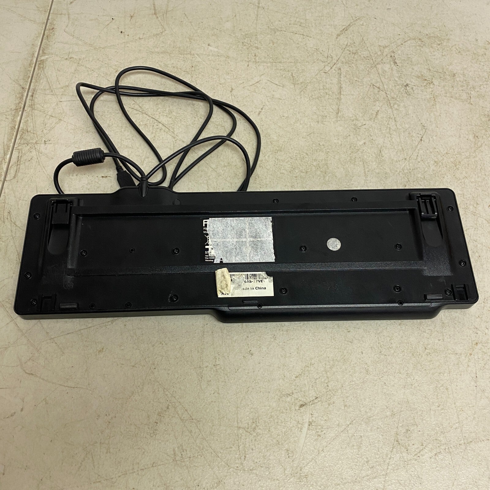 Dell USB Enhanced Slim Wired Black Keyboard with stands SK-8115