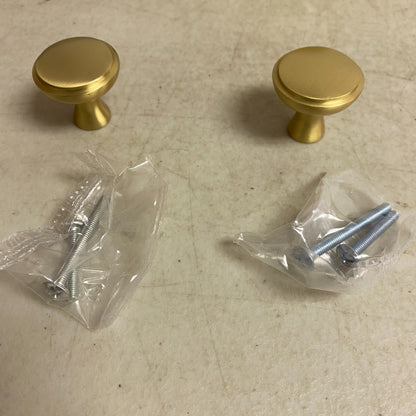 Signature Hardware Strasbourg Brass Cabinet Knob 1‑1/4″ Satin Brass (2 Pack)