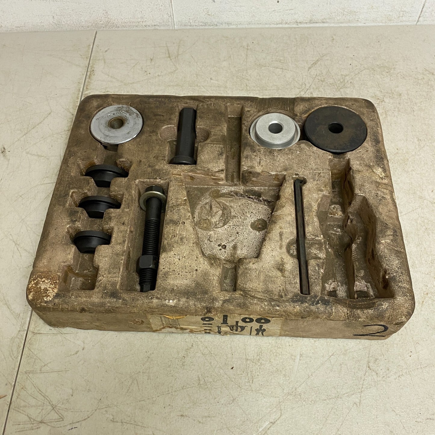 Rotunda for Ford Specialty Tool Kit 10 Piece Set Used Very Good