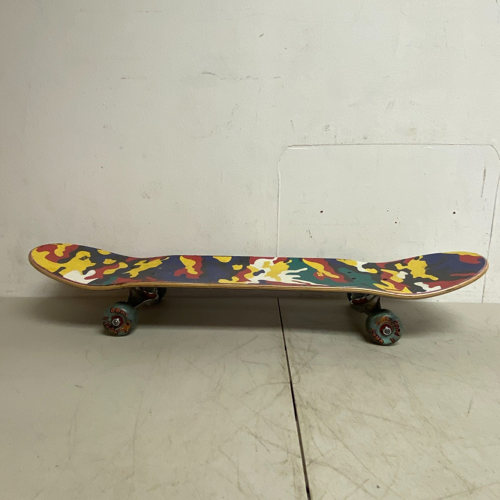 DGK Bottle Cap Skateboard 8.1" W/Orge Pugs Wheels Reds Bearing Independent Trunk