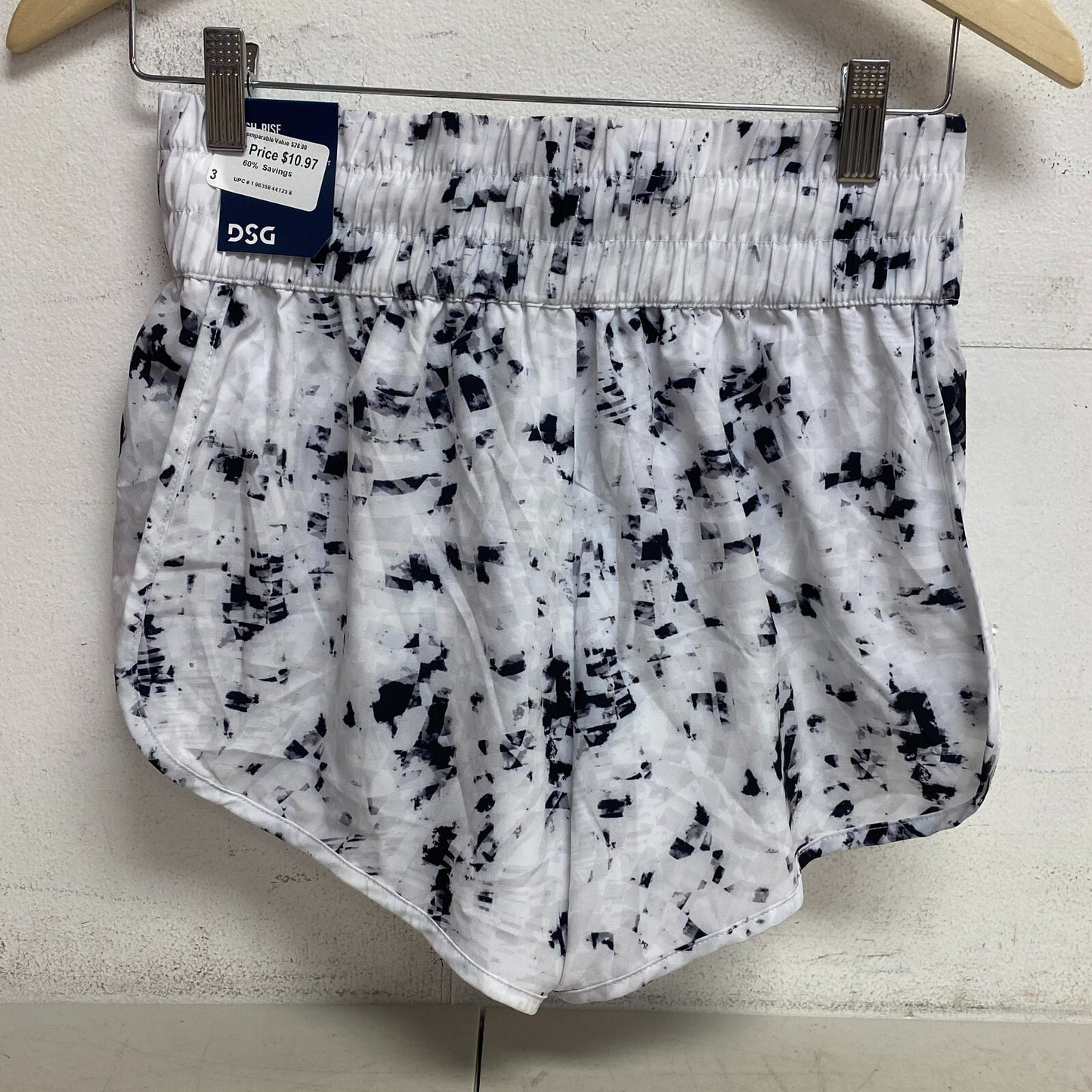 DSG Women's 3â High Rise Stride Power Surge White Shorts Summer DAW12327PRTZ