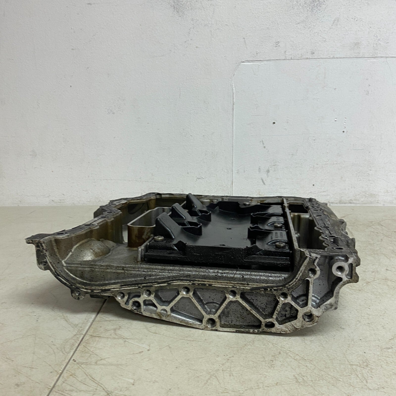 Audi UPPER OIL PAN 3.0L for 2017-2019 AUDI Q7  06E 103 603 BD