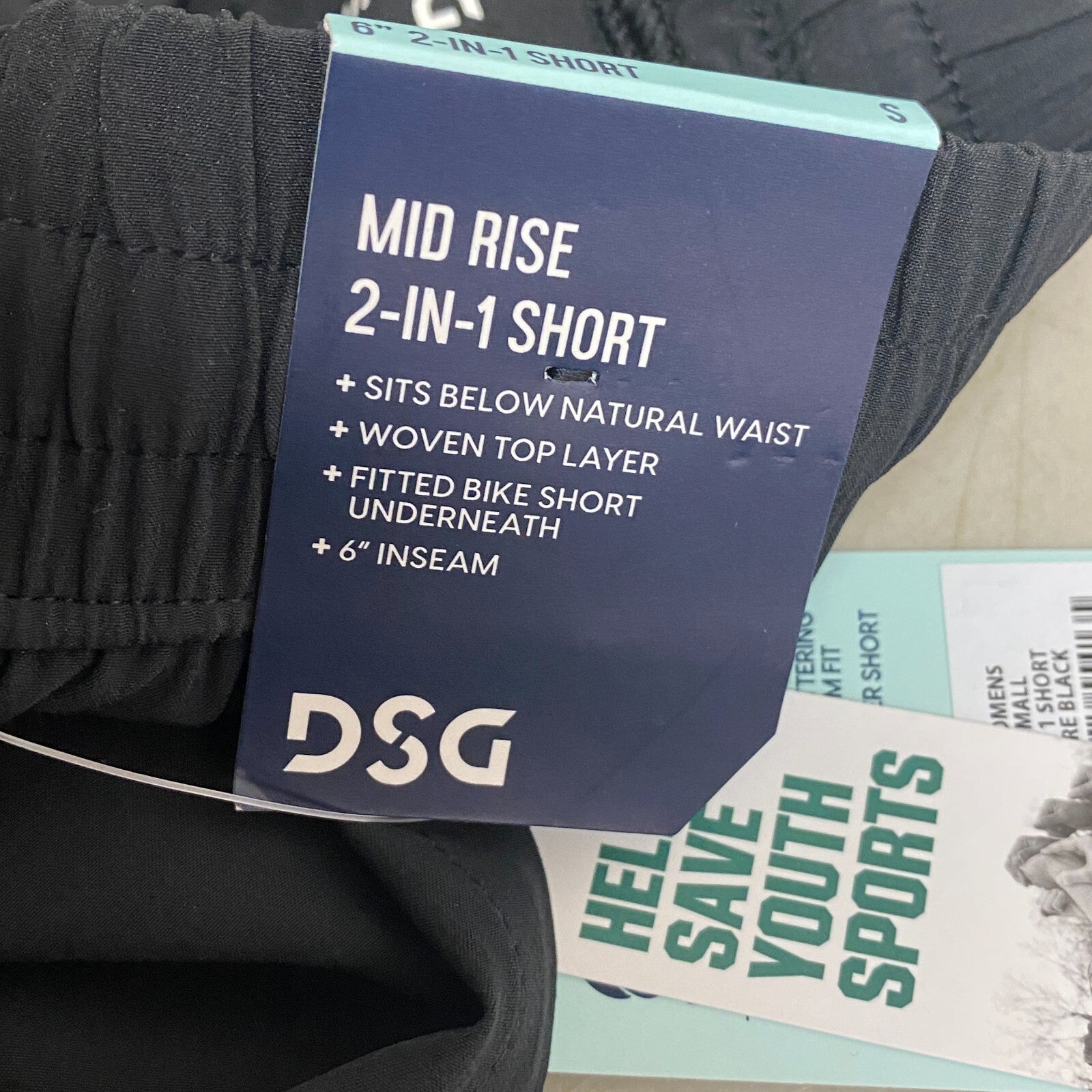 DSG Women's 6"Running Mid Rise 2 in 1  Short Woven Top Layer Pure Black DAW11193