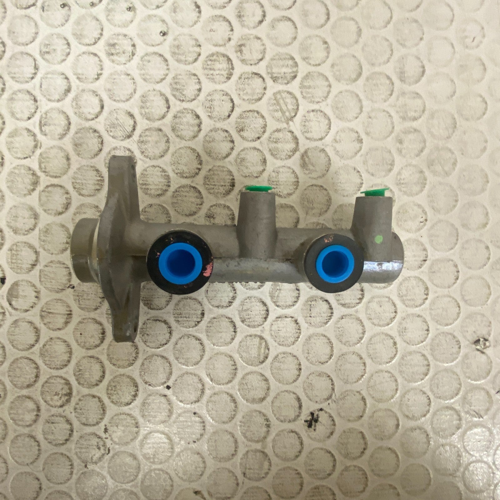 Wagner R122601 Brake Master Cylinder 1975-1978 Chrysler Cordoba