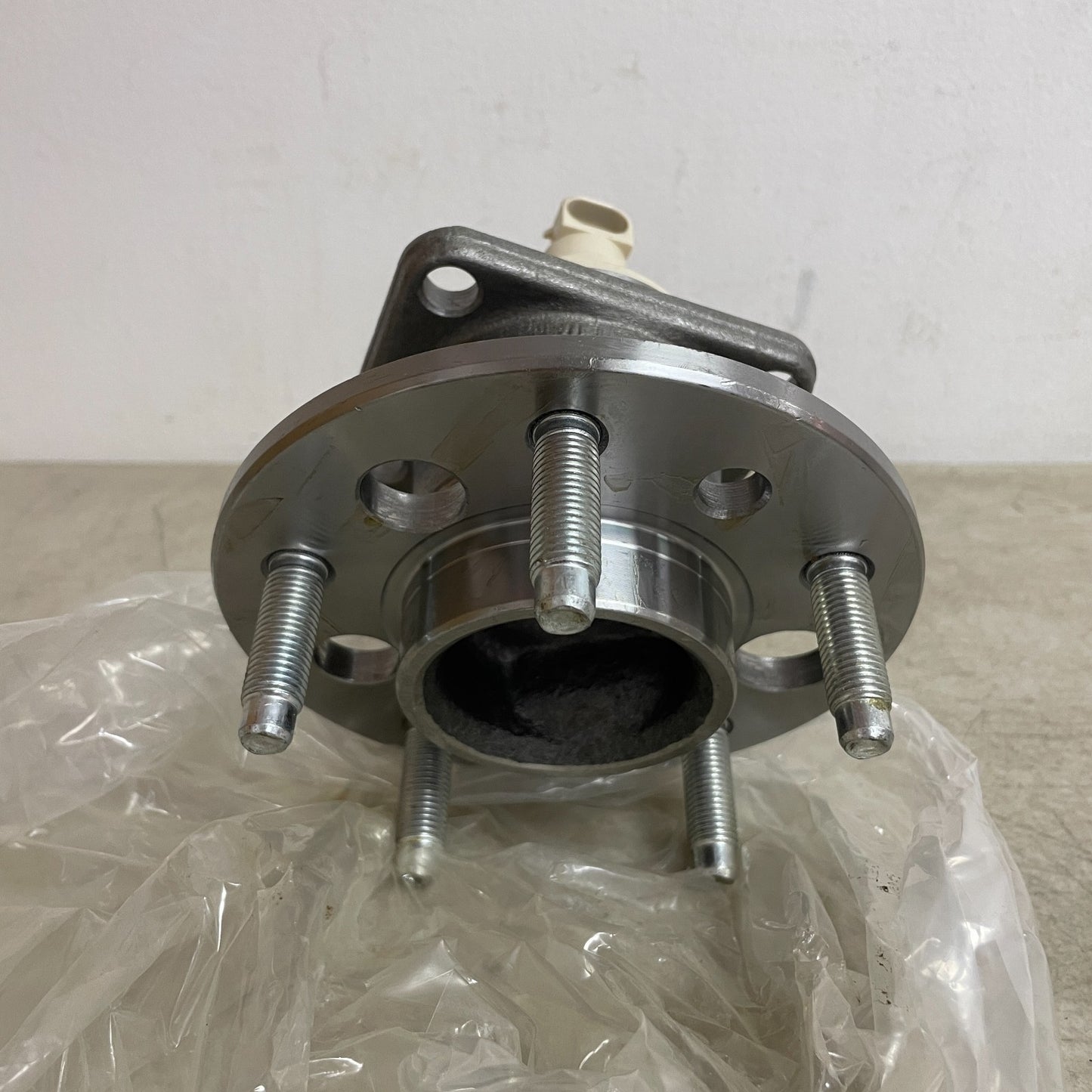 Carquest/DriveWorks NT512150 Rear Wheel Hub & Bearing Assembly Steel