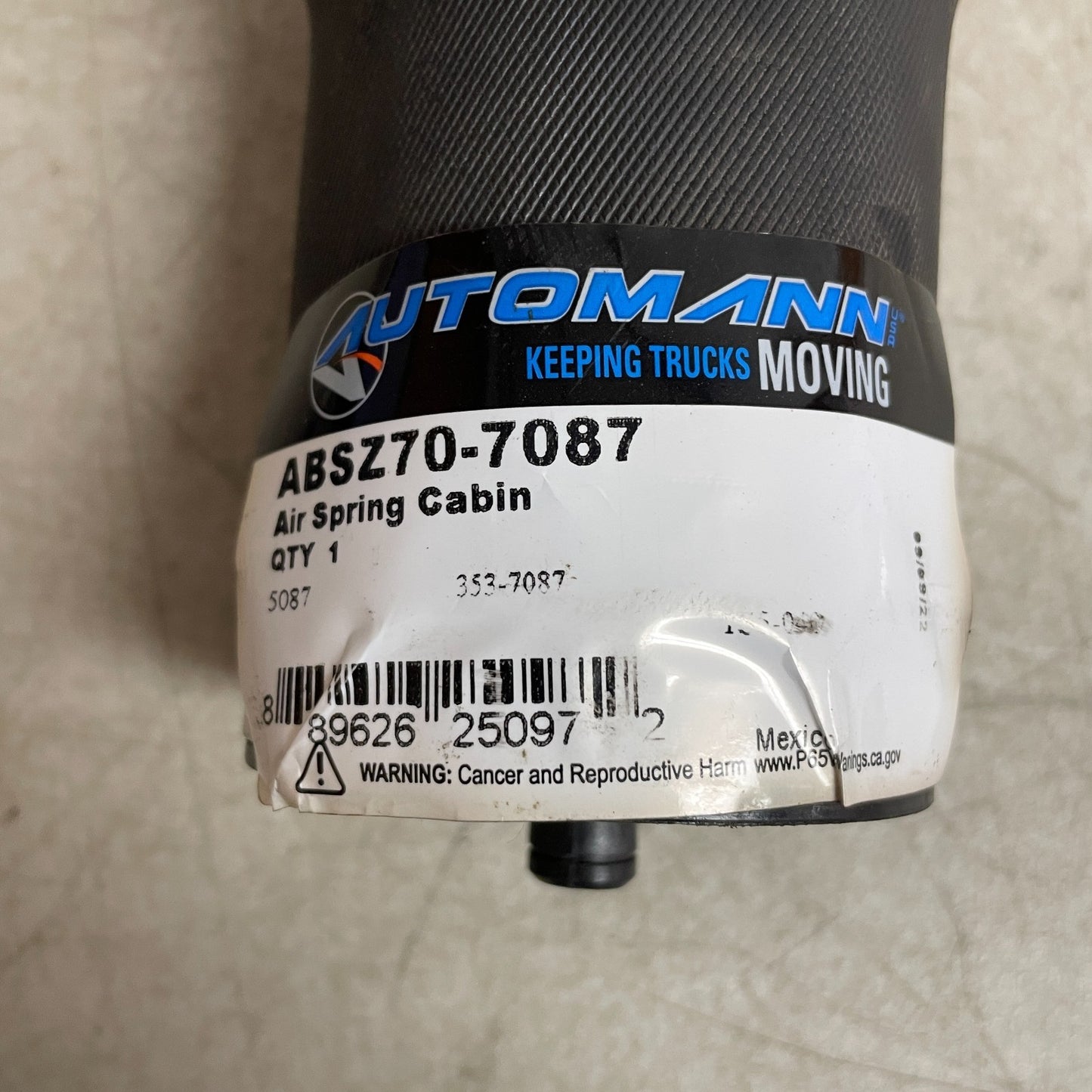Automann ABSZ70-7087 Sleeve-Type Cabin Air Spring 5.5" Height 807-1015 lb Load
