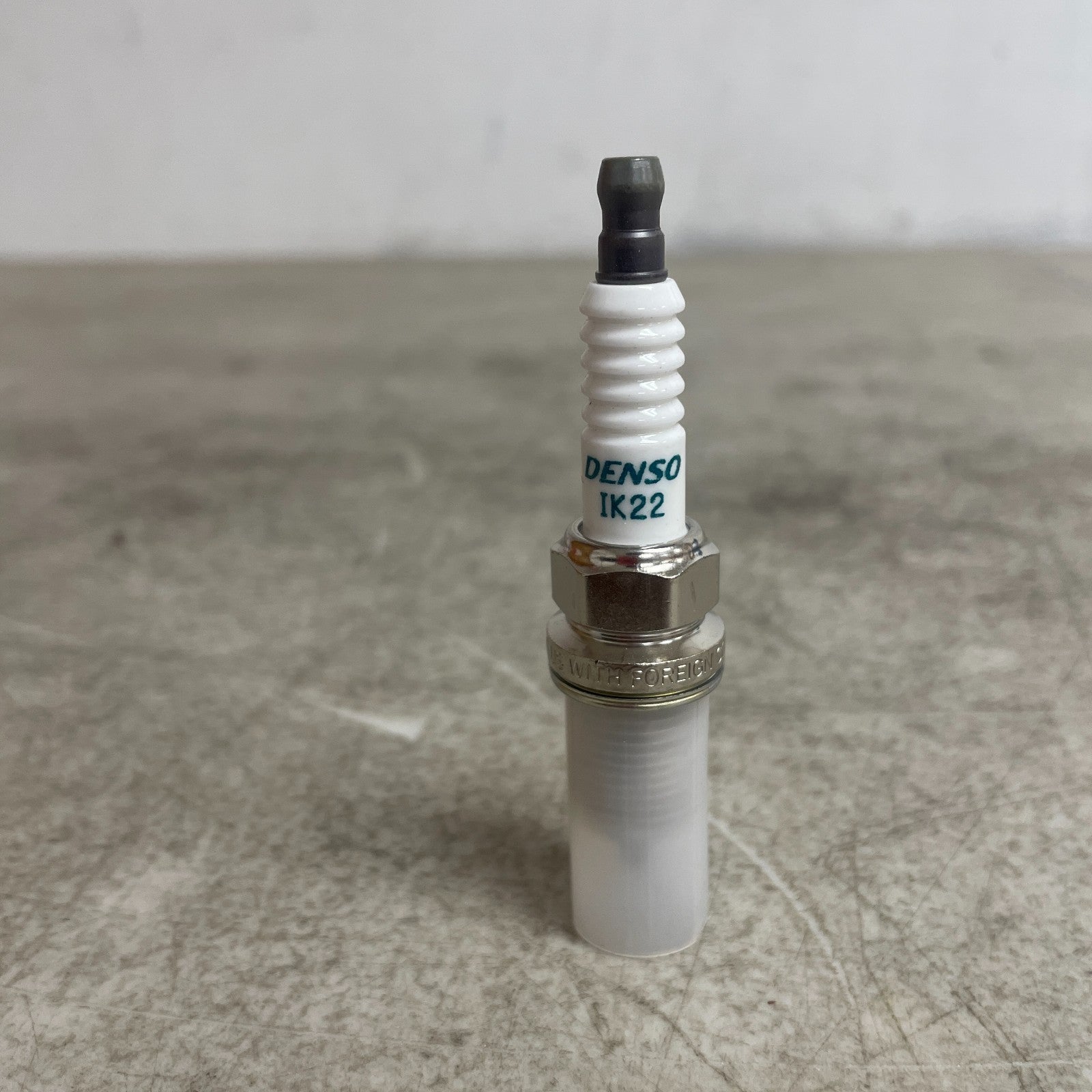 Denso IK20 Iridium Power Spark Plug 0.4mm 5304 2002-2009 Toyota Camry