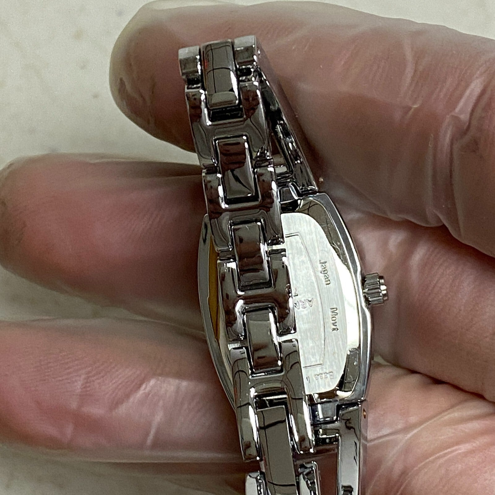 Armitron Women's 75/3531 Swarovski Crystal Acc SILVERT-Tone Bangle Watch R15