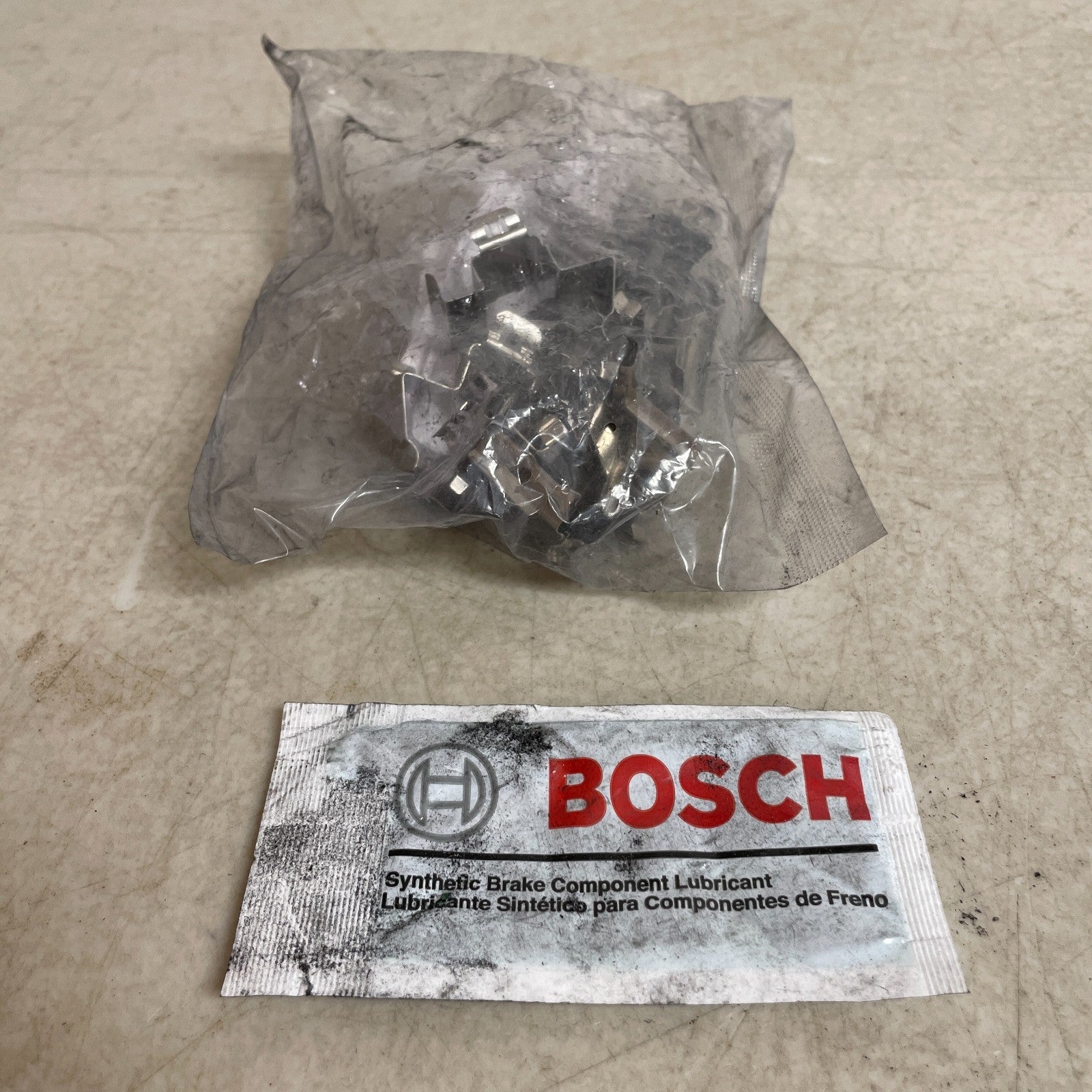 Bosch BSD1680 Front Severe Duty Semi-Metallic Brake Pads F250 F350 Super Duty
