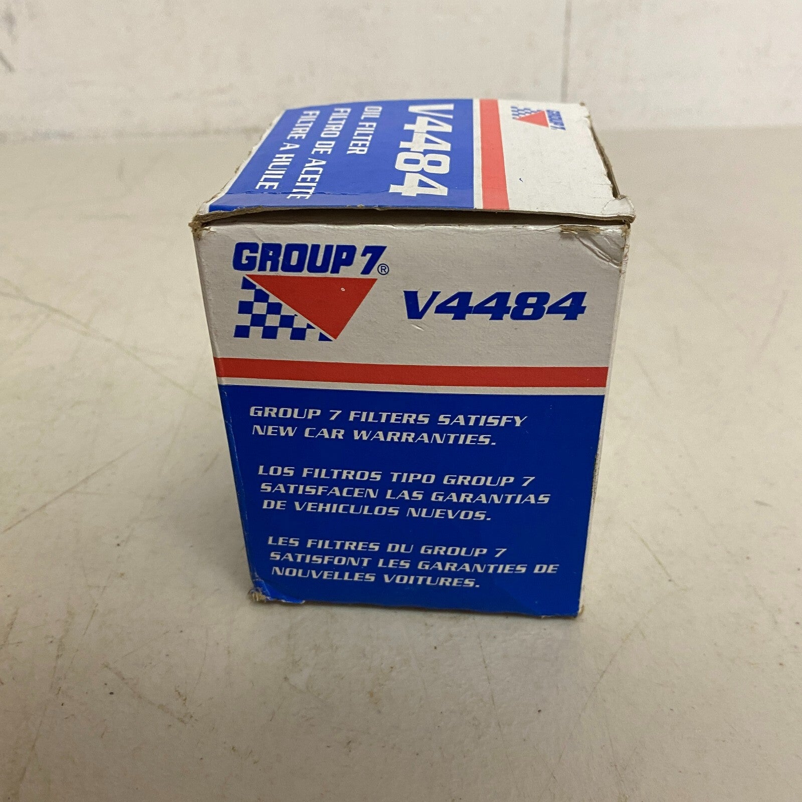 Group 7 V4484 Oil Filter
