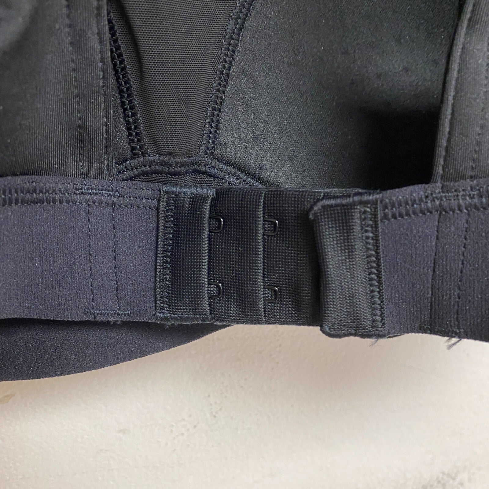 DSG Women's High Support Fixed Cup Wide Racerback Bra Pure Black DAW21715 New