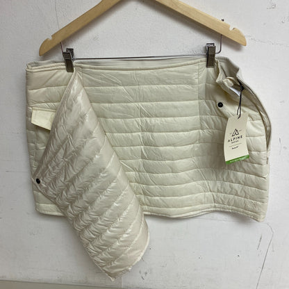 Alpine Design Womens W AD Mountainside Mist Skirt Cloud White ADW23810 New!