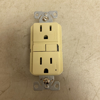 EATON GF15V RECEPTABLE 15A 125V OUTLET 2 PORT