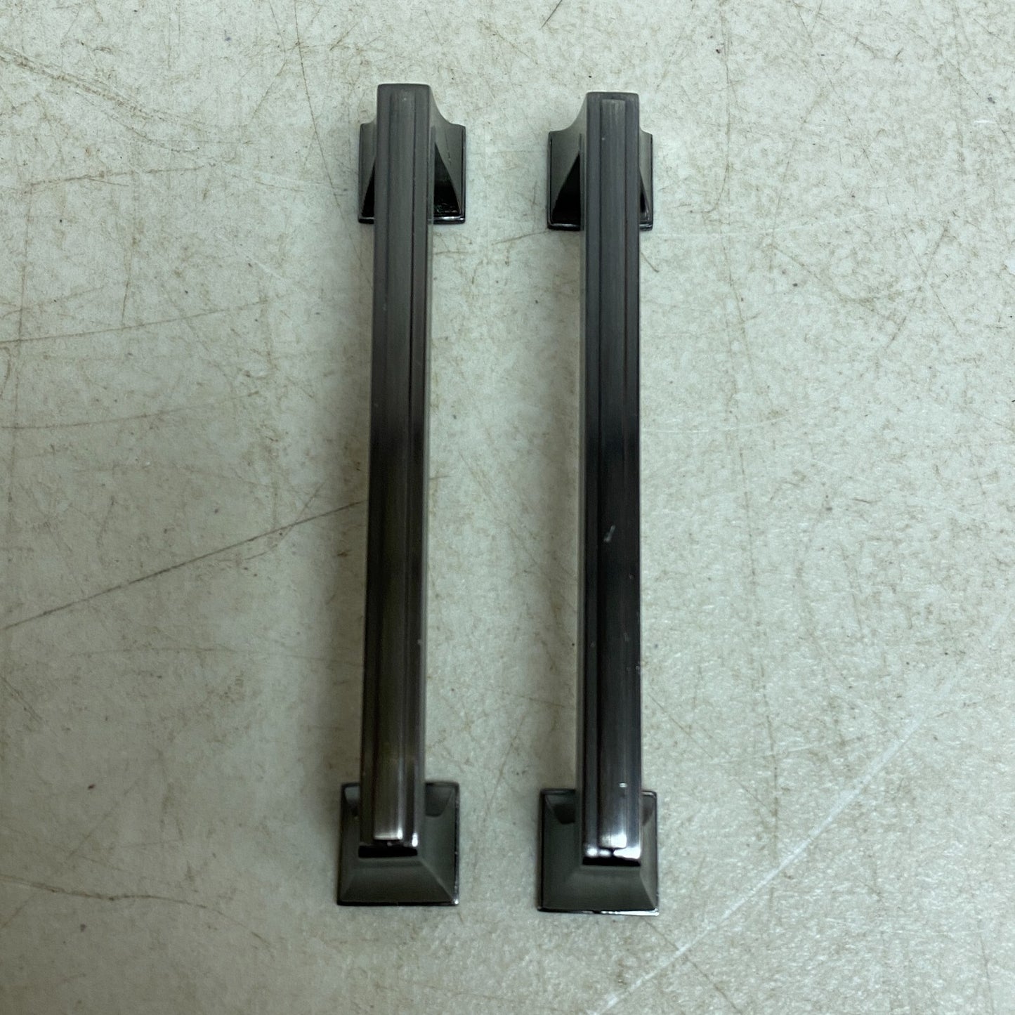 Amerock Mulholland 5-1/16 Inch Center to Center Handle Cabinet Pull-Gunmetal -2