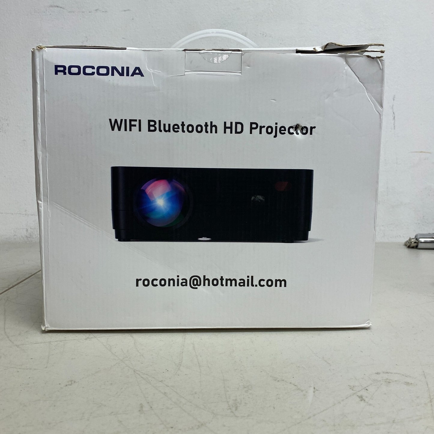Roconia 150" Class FHD (1080p) LED Projector Movie Video Home Theater w/ Screen'