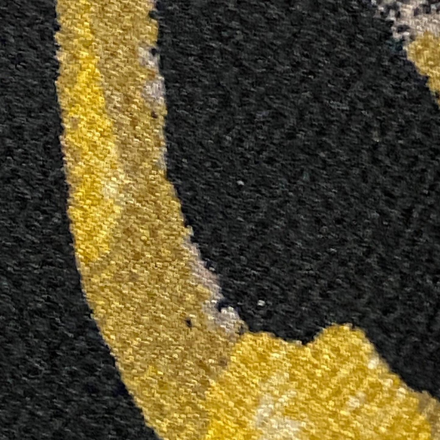 Black Label Women's Split Crew Neck Long Sleeve Size Small Color: Black Marigold