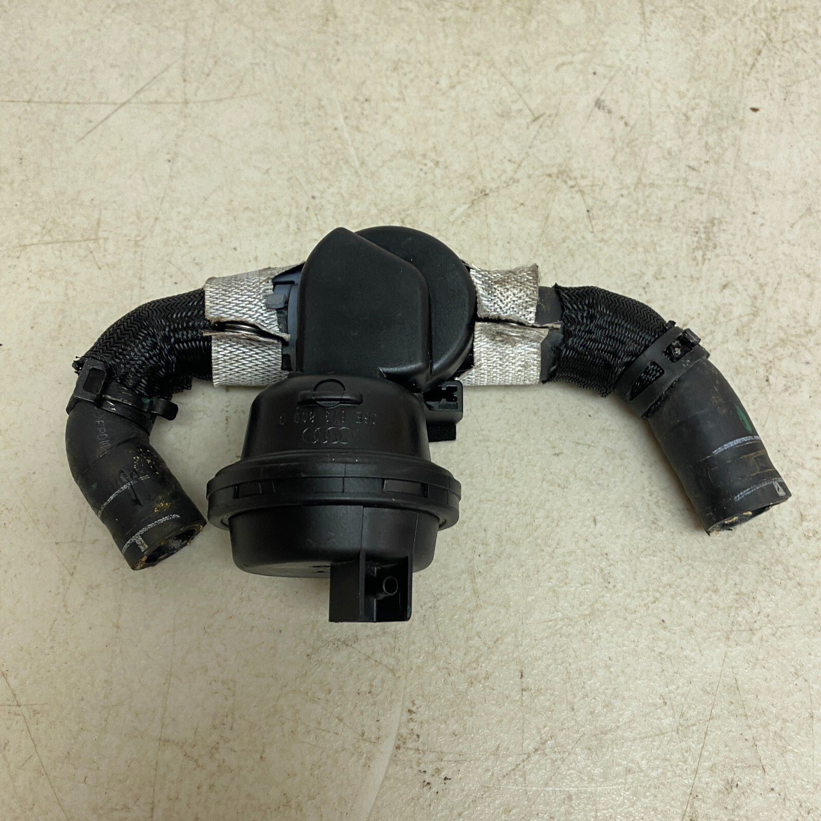 Audi HVAC HEATER CONTROL VALVE for  AUDI Q7   4M 06e 819 809 D , Used Like New