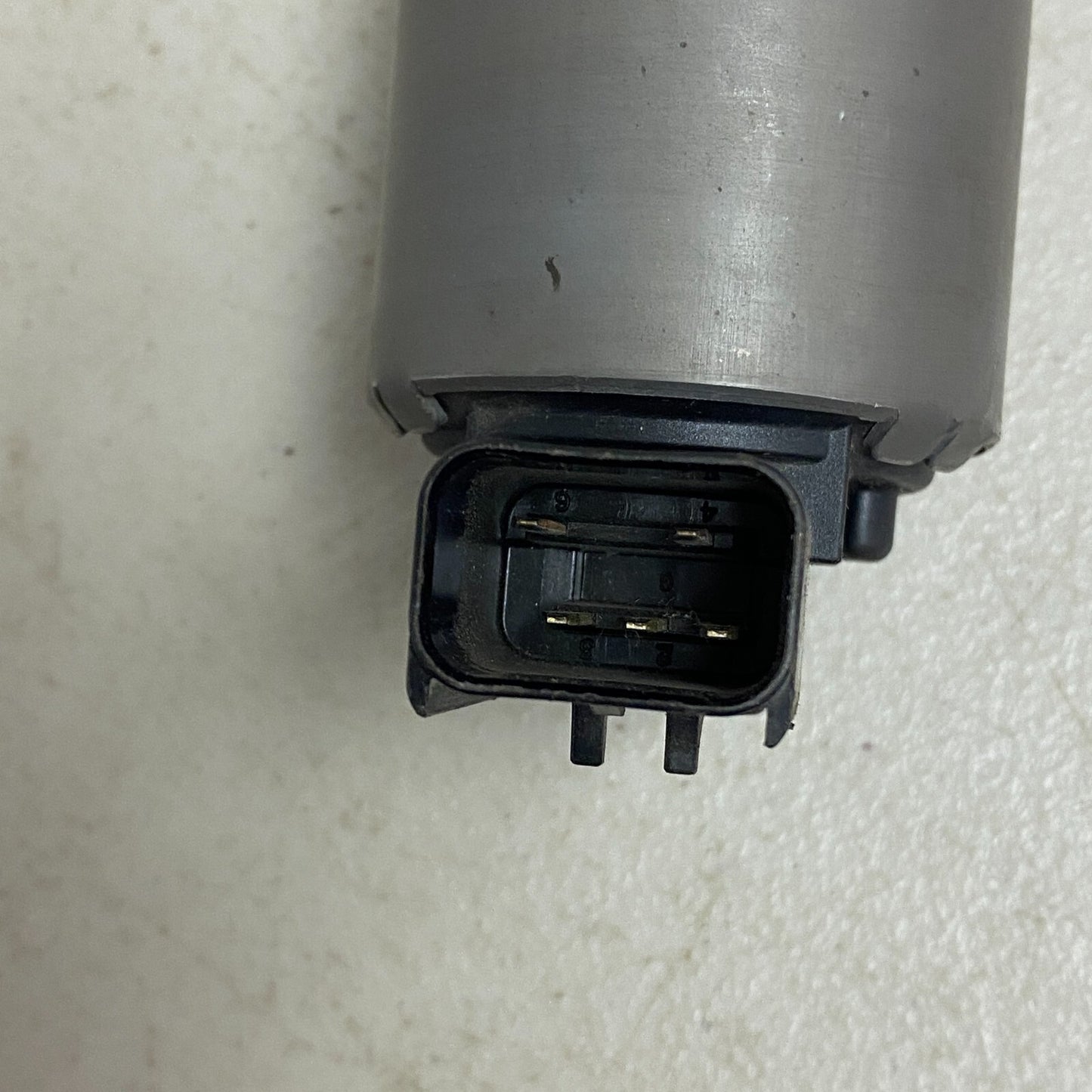 Exhaust Gas Recirculation (EGR) Valve-VIN: R Standard EGV825