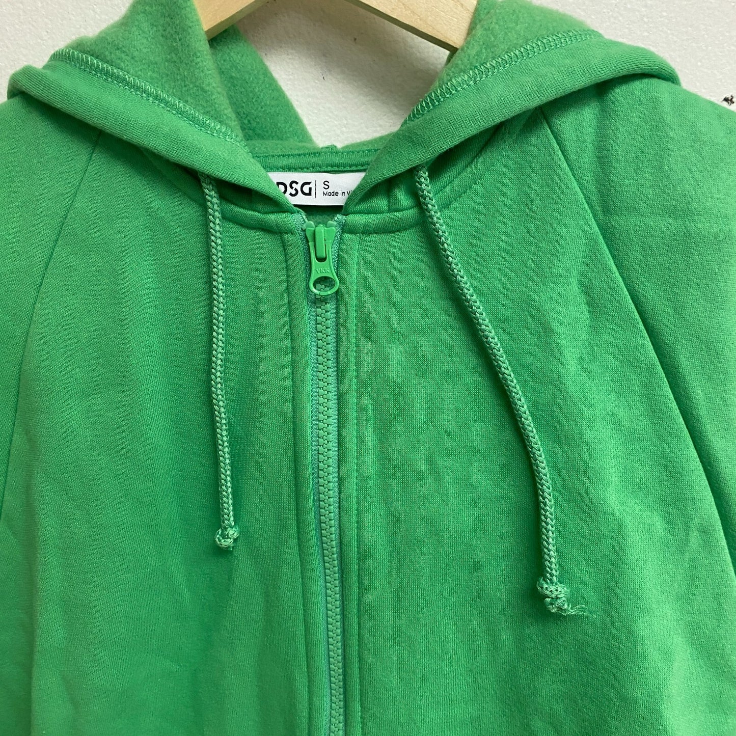 DSG WOMENS FAVORITE FLEECE SS ZIP SLIME GREEN Solid  DAM13410