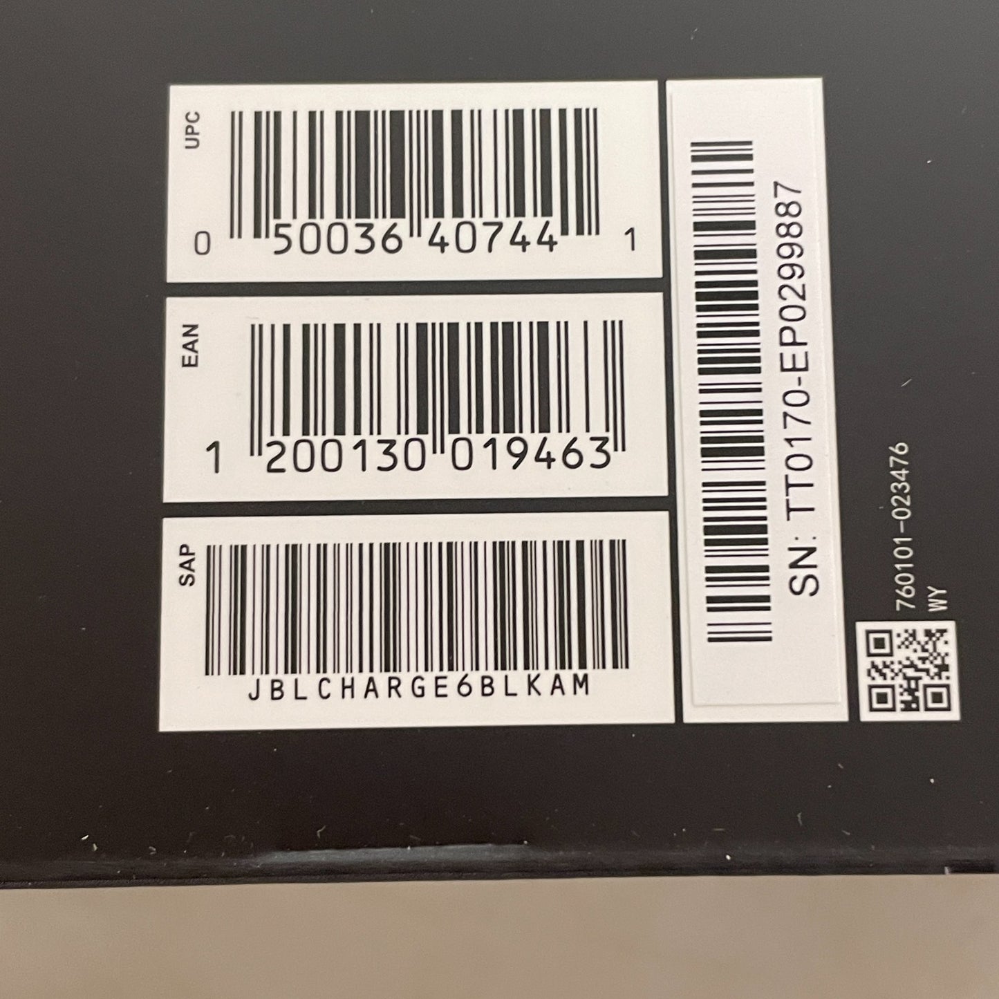 JBL Charge 6 Black Portable Bluetooth Waterproof Speaker Power bank NEW!!